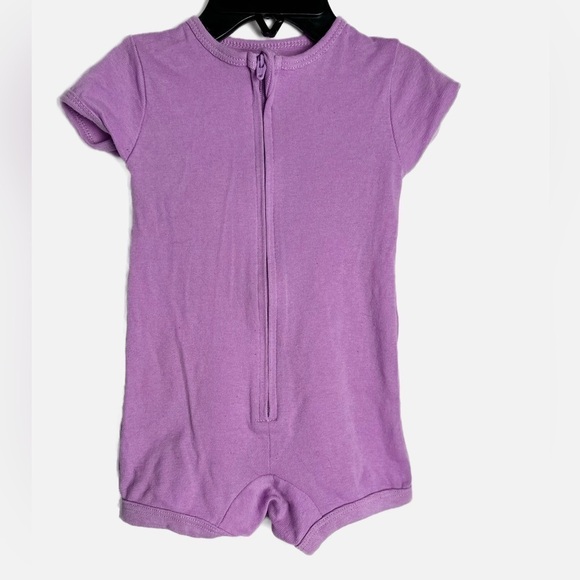 Hanes 6-12M Onesies - Picture 4 of 4